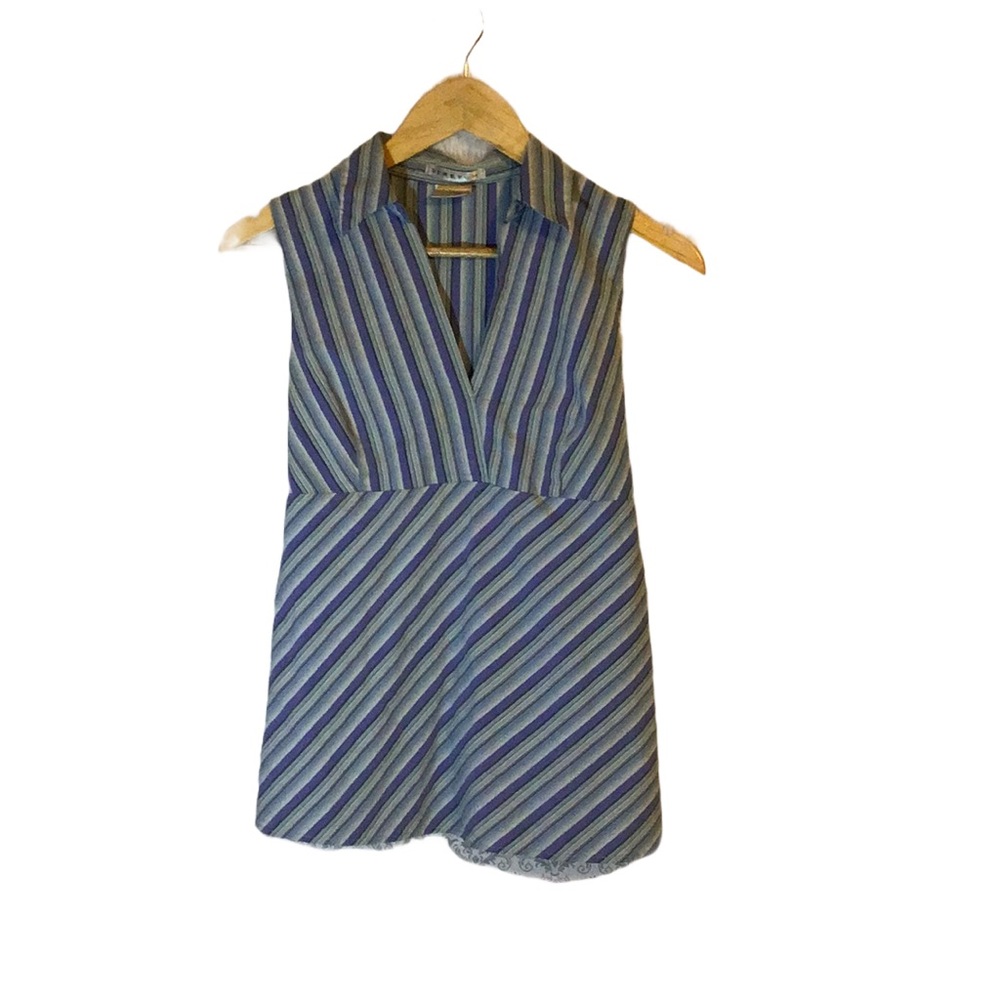 Medium Motherhood adorable maternity shirt - Picture 1 of 5